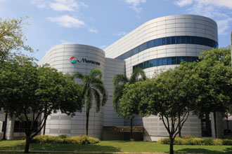 Menicon lab