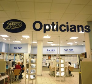 Boots Opticians highlights digital photography