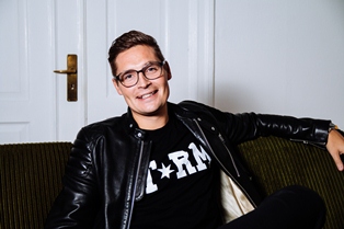 Danish optician group CrossEyes has targeted the UK market for franchise expansion and aims to have 15 practices in the UK by the end of 2015