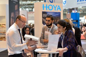 Hoya stand optrafair