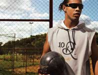 10R-Ronaldinho-Nike.jpg